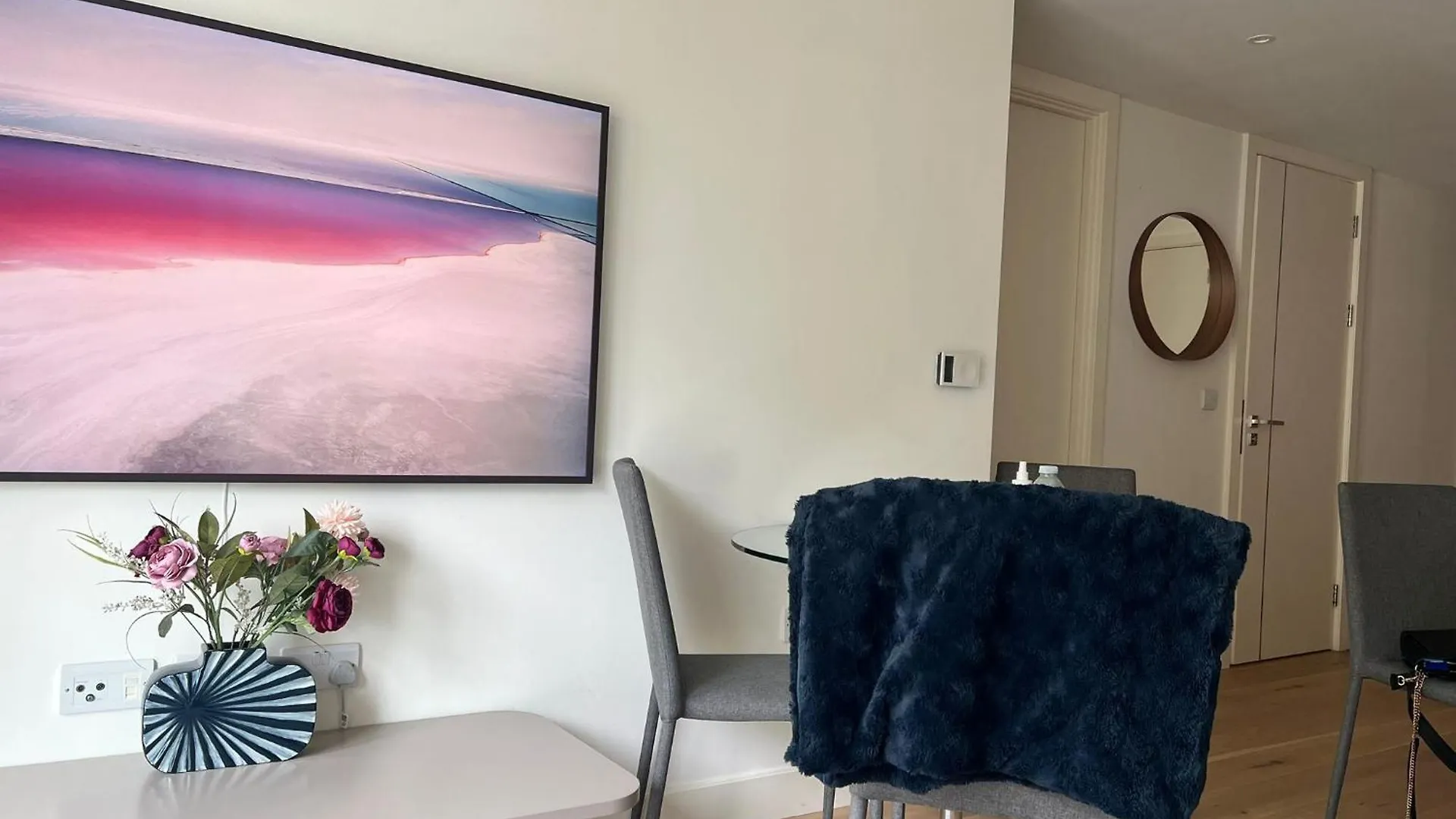 Impeccable 1-Bed Apartment Barking